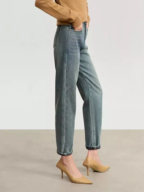 Amii กางเกงยีนส์แบบมินิมอลสำหรับผู้หญิง, กางเกงลำลองใหม่2023ฤดูหนาวพร้อมผ้าฟลีซหนายีนส์ยาวถึงข้อเท้าแคบ12324105