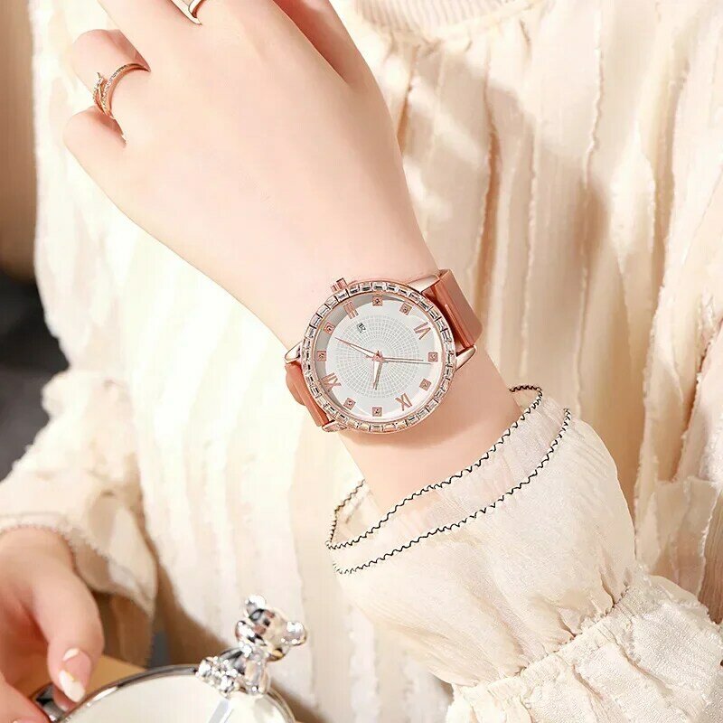 Reloj de pulsera de cuarzo para Mujer, cronógrafo de lujo con diamantes, correa, estilo Simple, a la moda