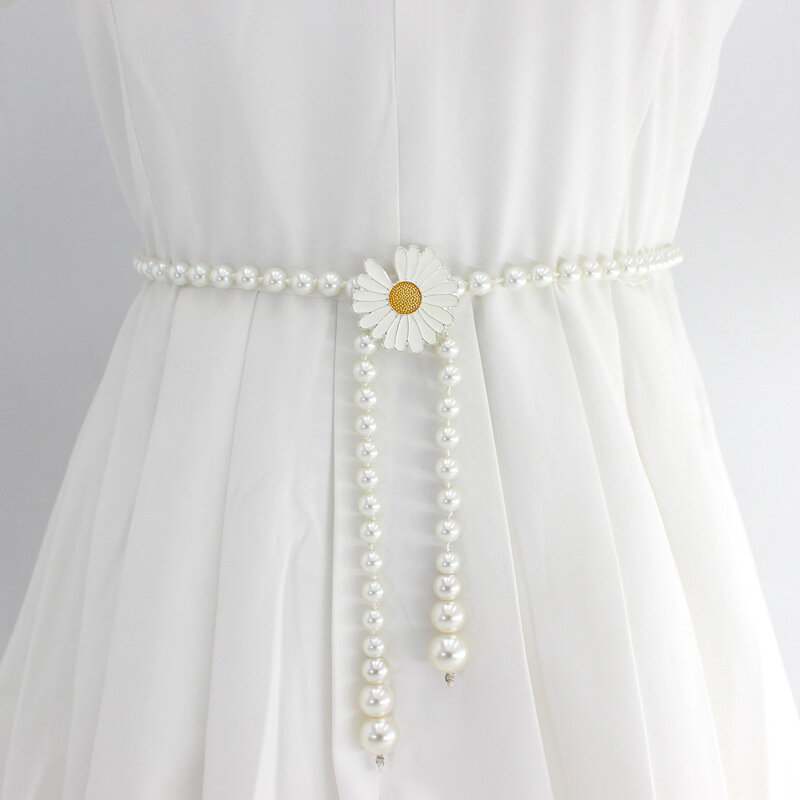 Cintura a catena di perle d'imitazione dolce per le donne Cummerbunds Kpop Ins Bowknot abito lucido cappotto decorazione a catena in vita femminile