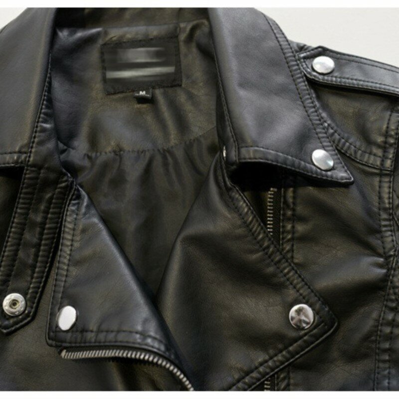 Jaket kulit PU wanita musim semi musim gugur wanita desain baru mantel kulit lembut tiruan jaket hitam sepeda motor ritsleting paku keling hitam ramping