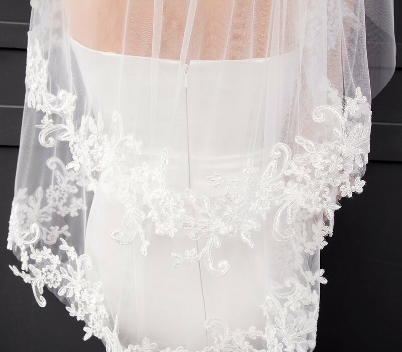 Women's Short 2 Tier Lace Wedding Bridal Veil With Comb