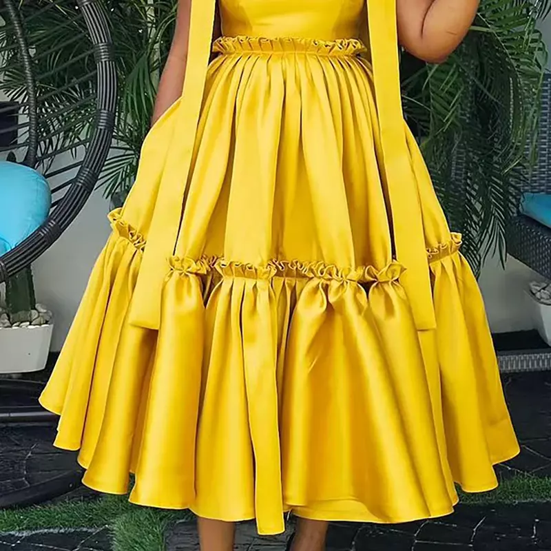 Plus Size Cocktail Party Kleid gelb ärmellose Rüschen Satin Midi Kleid