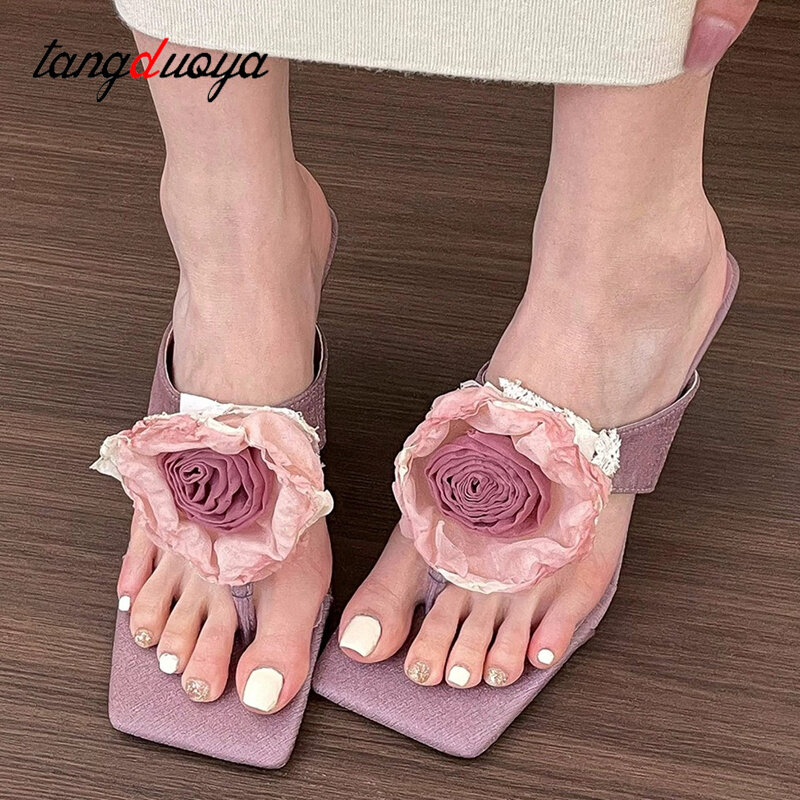 Modne kwiatowe sandały na szpilce kapcie Temperament nowe klapki damskie sandały modne buty w kwiaty japonki Mujer obuwie