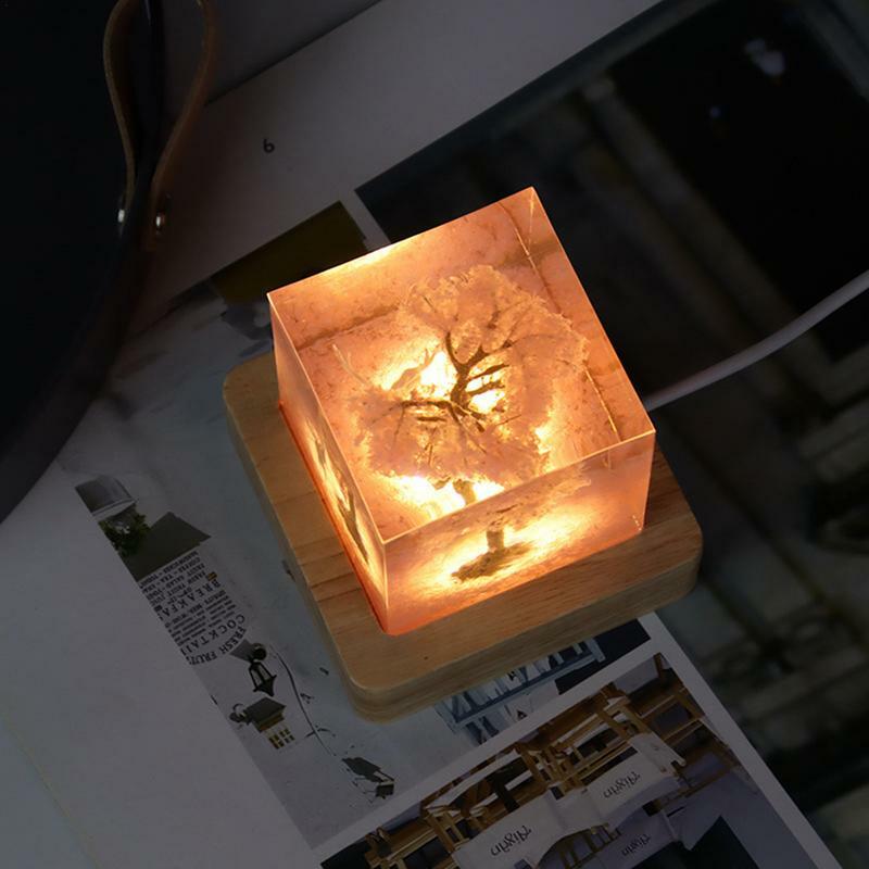 Lámpara de noche para mesita de noche, exquisita Lámpara USB de ciervo blanco con flor de cerezo, suministros de fiesta para guardería, dormitorio y sala de estar
