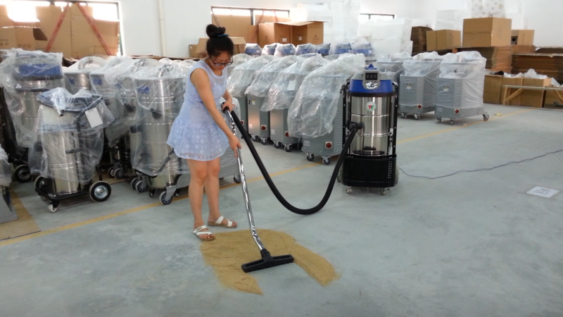 GS3680 industrial vacuum cleaner for absorbing water