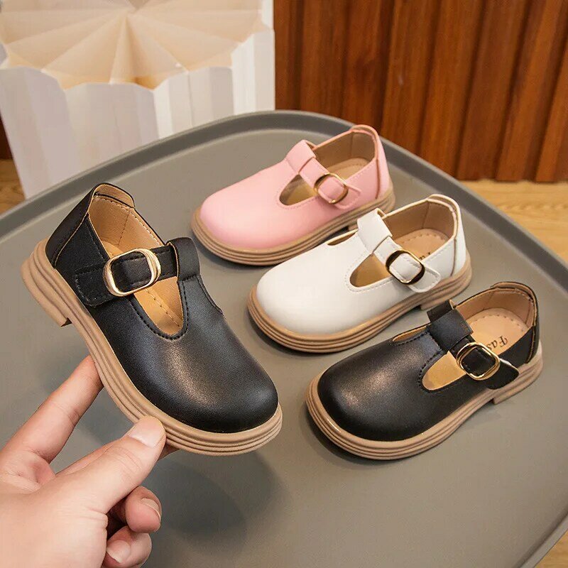Sapatos de couro de sola macia para meninas de 3 a 12 anos, sapatos de desempenho da moda, novos, 2023