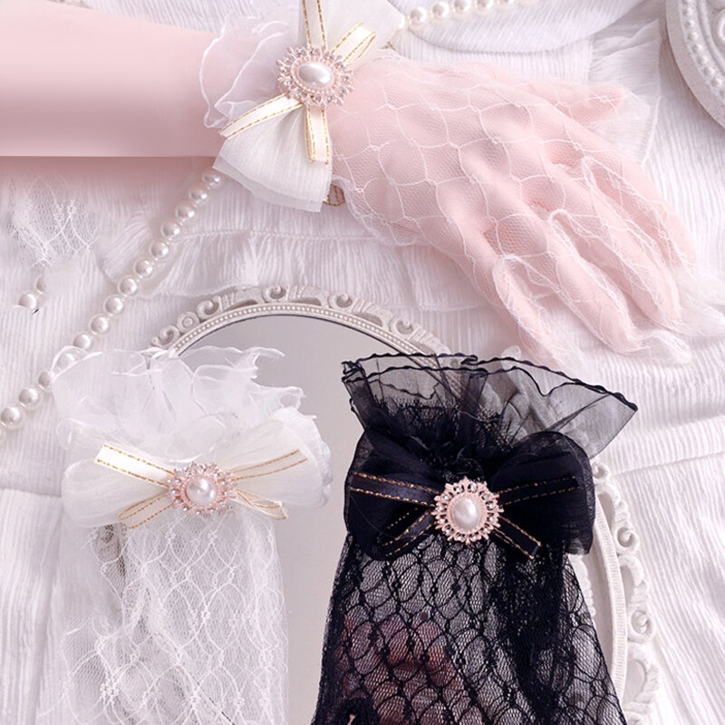 Guanti da sposa corti con perle di pizzo guanti da sposa sottili con fiocco accessori per abiti da sposa guanti da donna Cosplay per prestazioni di compleanno