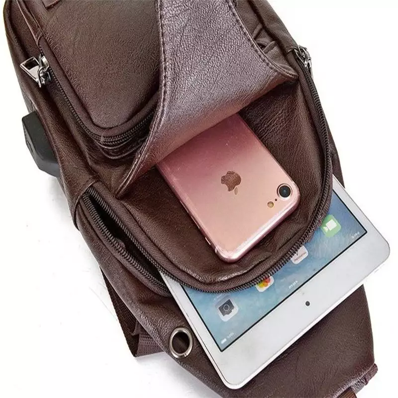 حقيبة كتف من جلد البولي يوريثان للرجال ، حقيبة سفر مصممة مع شاحن USB