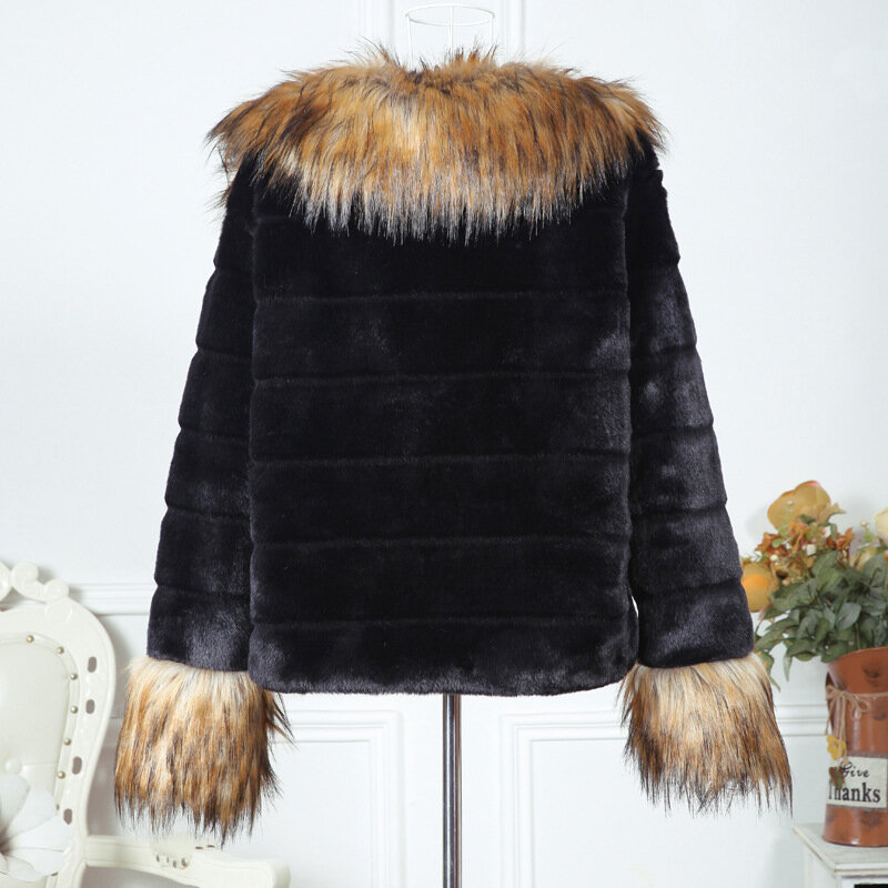 コリーン-タイトショートアライグマファーカラーの韓国スタイルの毛皮のコート,ウサギの毛皮の毛皮の裏地,秋冬バージョン