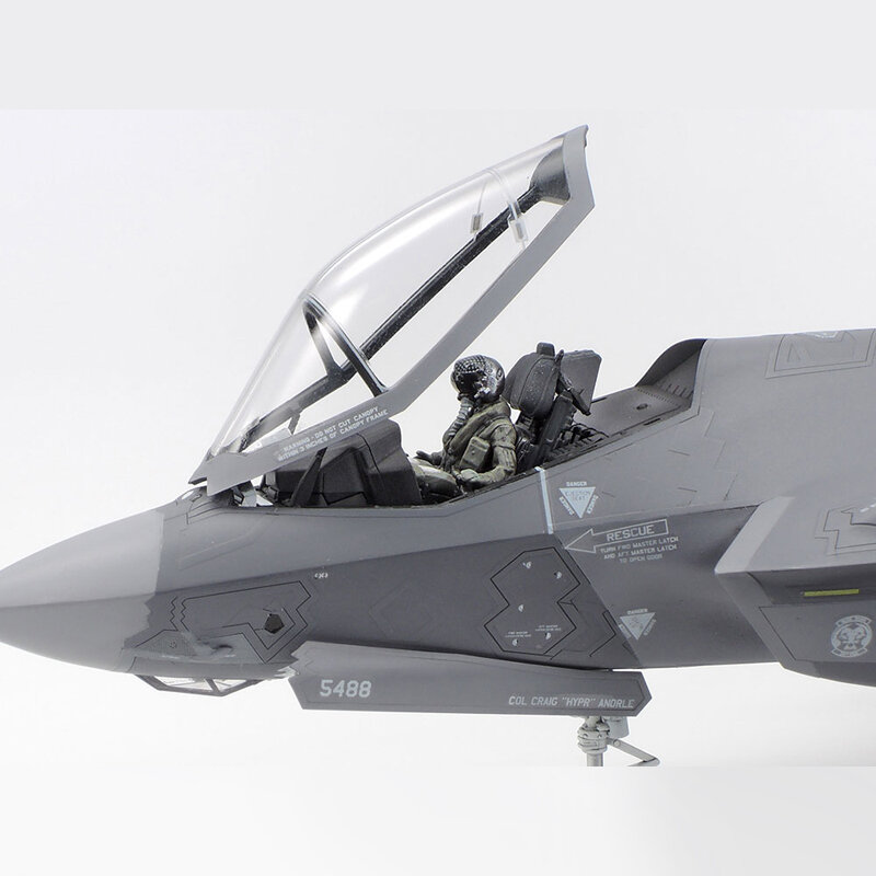 TAMIYA military assembled aircraft model kit 60792 American F-35A Lightning II fighter 1/72