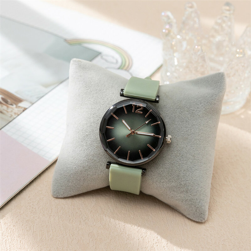 Jam tangan kuarsa Dial hitam sederhana olahraga wanita Fashion 2023 obral jam silikon hijau jam tangan Gaun