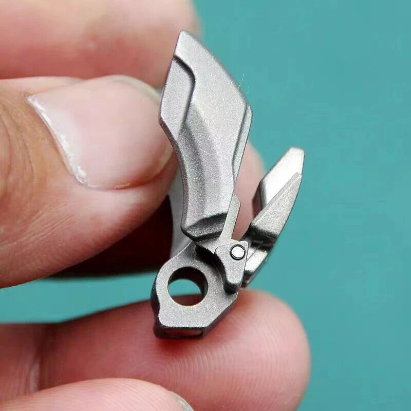 Mecha Fidget Spinner de mano EDC, herramienta para aliviar el estrés y la ansiedad, con la punta del dedo
