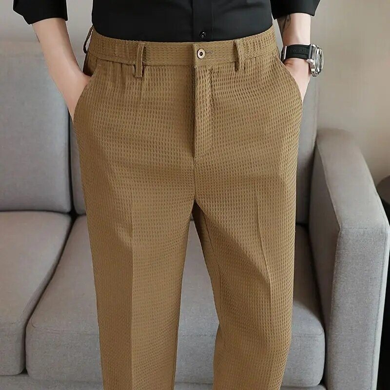 Eleganckie męskie spodnie solidny kolor garnitur wiosna lato moda cienki strój uliczny gofry biznes nowa kawa Khaki proste spodnie
