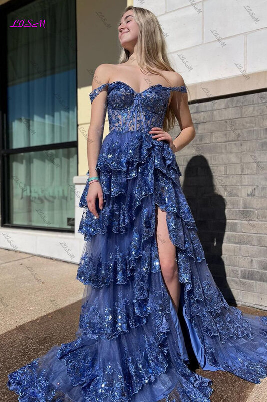 Gaun Prom panjang berjenjang renda biru muda dengan celah gaun malam Tulle tanpa lengan Sweetheart gaun pesta Formal A-Line berkilau