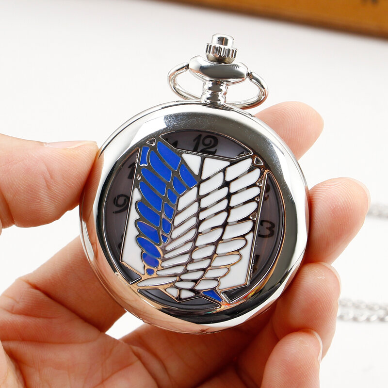Jam tangan saku desain sayap biru dan putih kreatif liontin berongga Vintage semua pemburu kuarsa saku & rantai Fob jam tangan