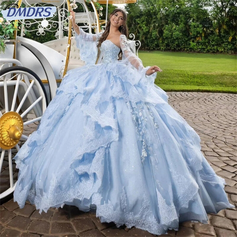 Gaun pesta Ruffles Sweetheart biru muda menawan dari bahu applique gaun renda Quinceanera manik-manik Vestidos De 15
