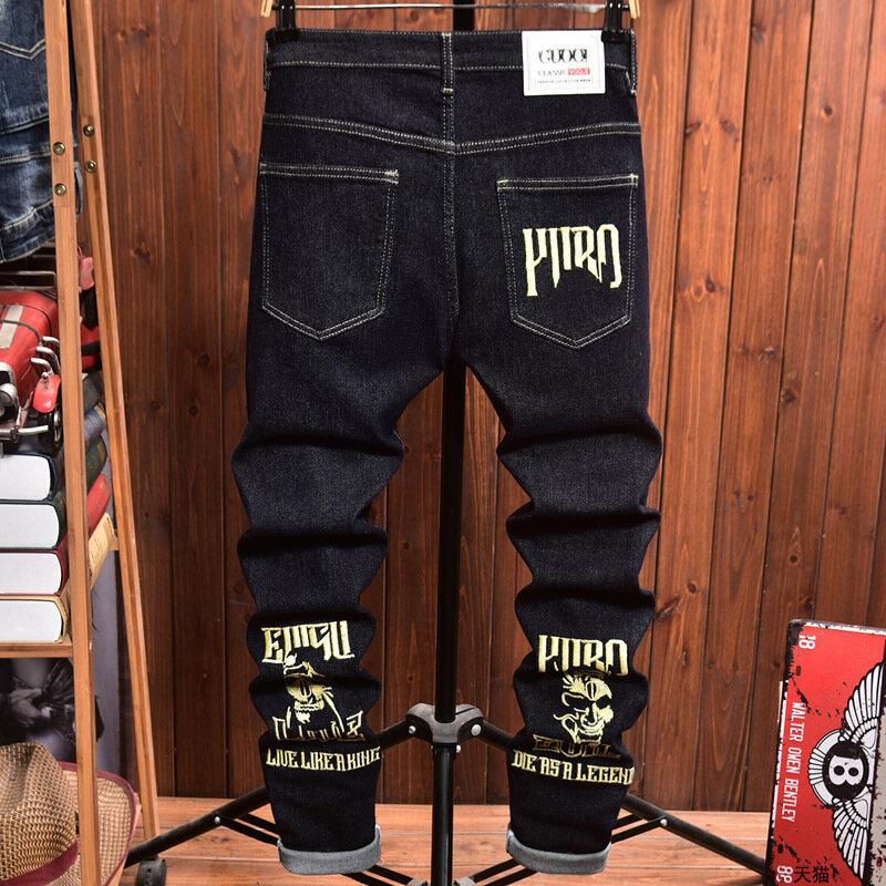 Jeans ricamati da uomo primavera e autunno marchio di moda giovanile stampato caratteristico pantaloni attillati alla caviglia slim fit
