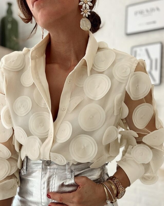 Top de manga larga con patrón Floral para mujer, blusa de malla semitransparente con diseño de parche, informal, suelta con botones, elegante