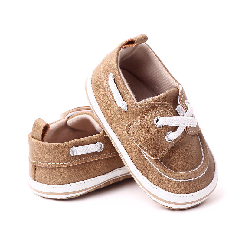 Sepatu bayi bermerek sepatu bayi untuk anak laki-laki balita mokasin kulit lembut barang bayi aksesoris Bebes Alas Kaki bayi baru lahir 0-18 bulan