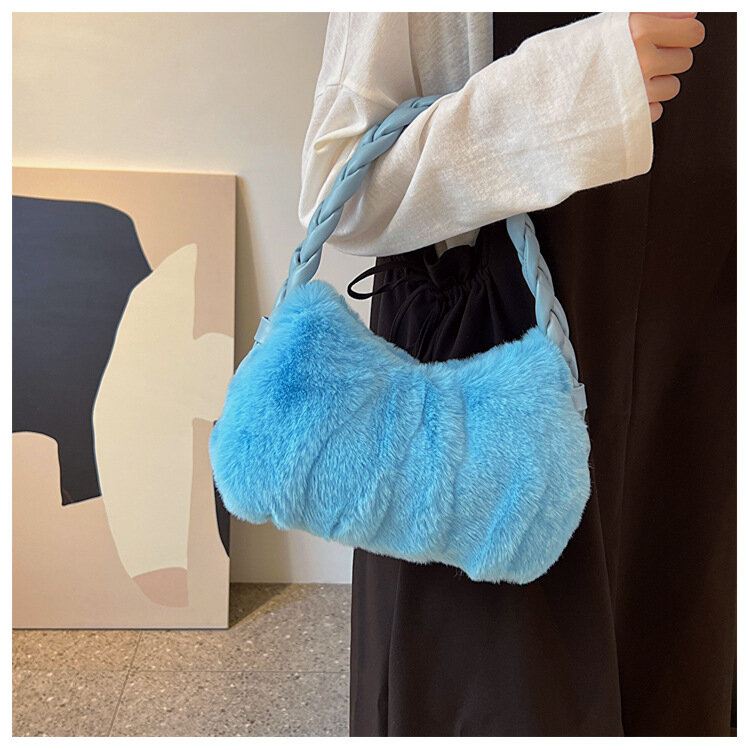 Плюшевые сумки на плечо для женщин, Роскошный дизайнерский мягкий зимний Дамский клатч, сумочка, милая модная женская сумка стандарта под подмышки
