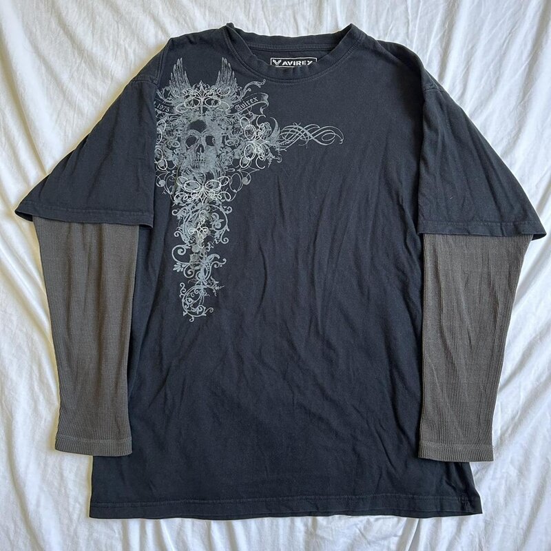 90er Jahre Vintage Kreuz Schädel Druck T-Shirt Einkaufs zentrum Goth Grafik Langarm Patchwork T-Shirt Harajuku Retro Y2k Ernte Top Frauen Streetwear