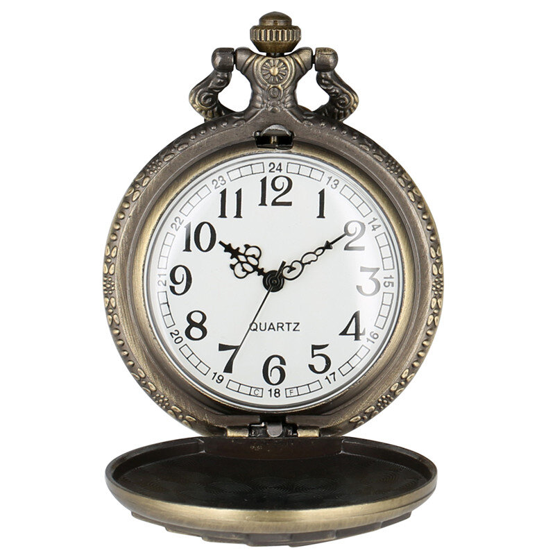 นาฬิกาควอตซ์โบราณสำหรับผู้ชายและผู้หญิงนาฬิกาแสดงตัวเลขสลักลายไพ่โป๊กเกอร์สำริดแบบมีสร้อยคล้องคอ