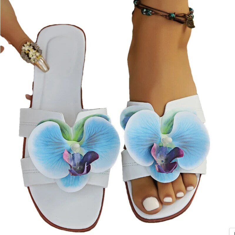 Sandal musim panas wanita, Kasut bunga kasual datar 2024 mode baru sandal jepit pantai berjalan nyaman