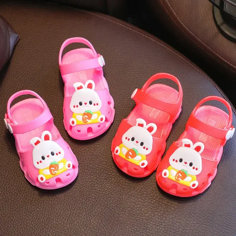 Kreskówkowe sandały z królikiem Letnie buty dla dziewczynek Domowe antypoślizgowe sandały dla niemowląt Miękka podeszwa Buty dla dzieci na plażę