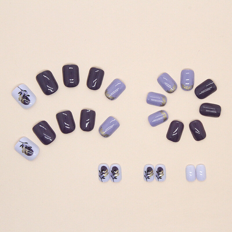 24 pezzi unghie finte staccabili Retro blu viola stampa sulle unghie lamina d'oro francese Glitter unghie finte punte quadrate corte per unghie