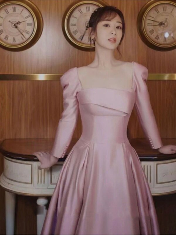 Różowa odzież bankietowa nowa panna młoda zaawansowana tekstura satynowy rękaw bankiet garnitur wieczorowy do egzaminu artystycznego gospodarza