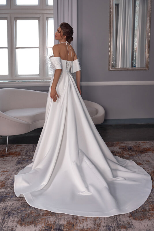 فستان زفاف على مستوى واحد مع ريش للنساء ، فساتين زفاف ، مخصص للقياس ، أنيق ، بطول الأرضية