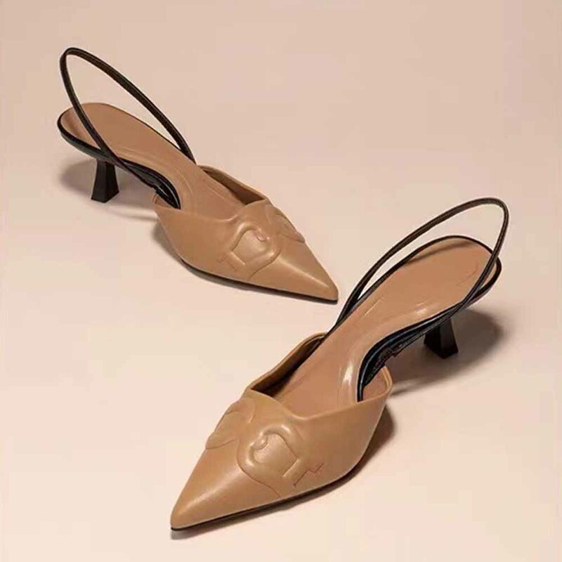 Sandálias de salto alto glamourosas convexas bege para mulheres, sapatos aguçados, nova moda, primavera, 2024