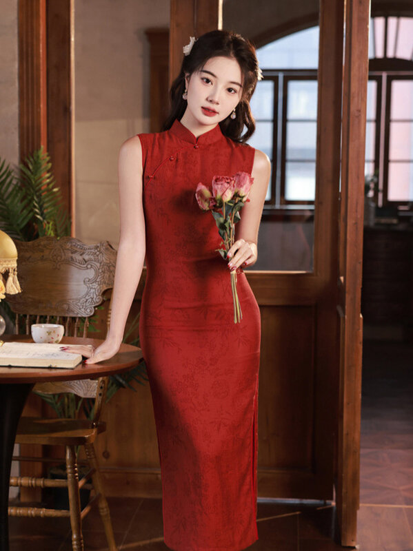 2024 Spring/Summer New Sleeveless Cotton and Hemp Jacquard Mid length Qipao New Chinese Vintage Elegant Low slit Cheongsam