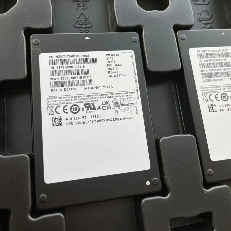 SSD Para Samsung PM1643A Enterprise Server Solid State Drive MZILT1T9HBJR-00007 1.92T SAS 2.5"