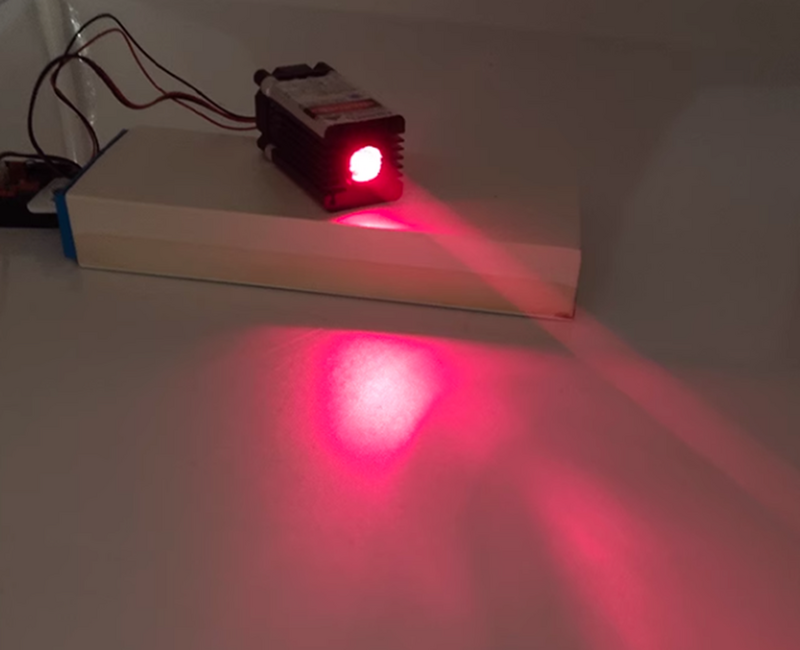 Luz vermelha do módulo do laser de Pwm, luz grosseira, lâmpada clara grosseira, 650nm, 200mm, 12V