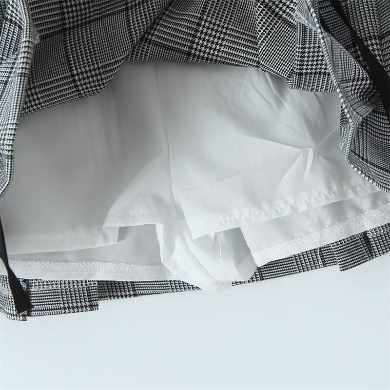 KEYANKETIAN 2024 New Launch Y2K Bow Decoration Plaid Mini Skirt Women's Side Zipper Low-rise A-line Skirt Slim Sweet Pantskirt