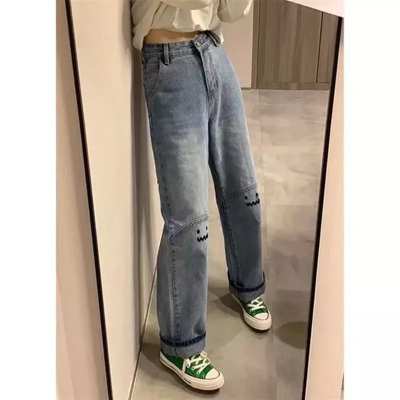 女性のための刺繍されたsmileyジーンズ,新しい韓国版の春の靴,広い脚,ストレートパンツ,トレンディ,2022