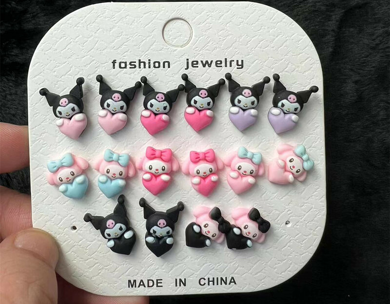 Ensemble de boucles d'oreilles à clous Sanrioed Kuromi pour femmes et filles, bijoux d'oreille Kawaii, Hello Kitty, Mymelody