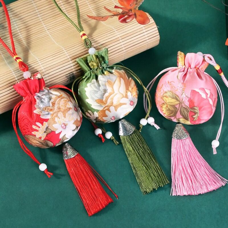 Adornos de coche con patrón de flores de moda, decoración de dormitorio, bolsita de estilo chino antiguo, bolsa de joyería, monedero, bolsa bordada