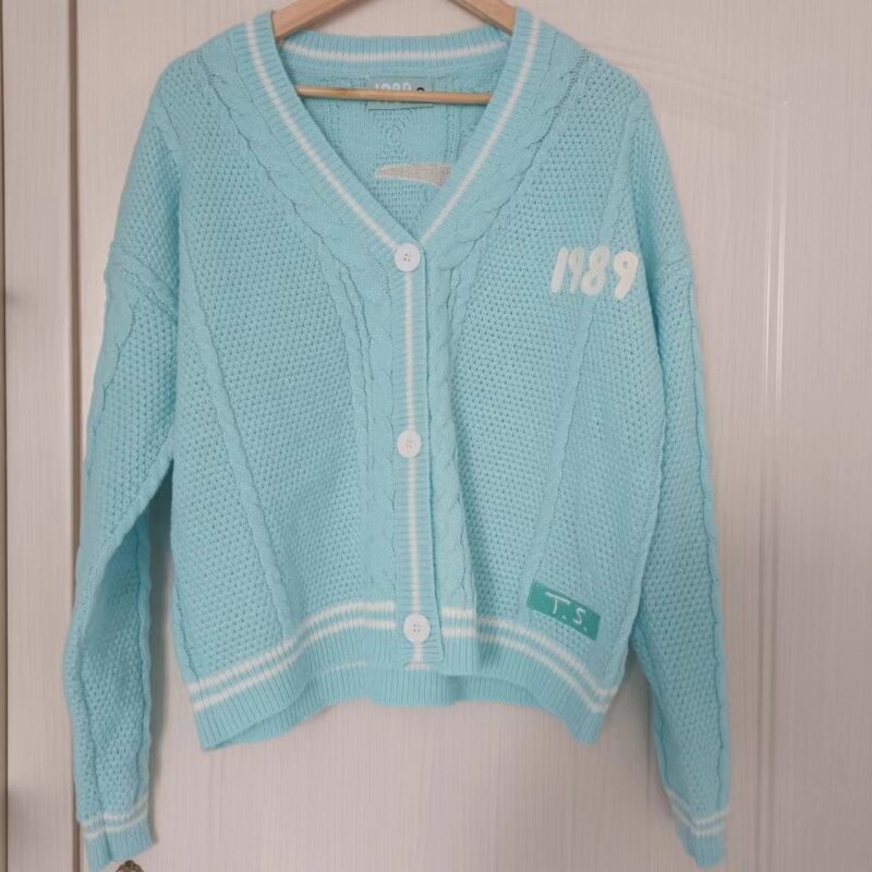 Taylor New Blue Cardigan For Women's Autumn And Winter Bird Embroidery Special Knit Cardigan Slouchy Style Vintage Swift Sweater