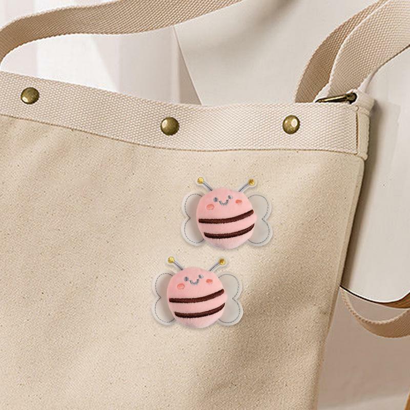 Plush Bee Broches para Cachecóis, Cute Animal Lapel Pins, Broche portátil para Schoolbags e Bag Clothing