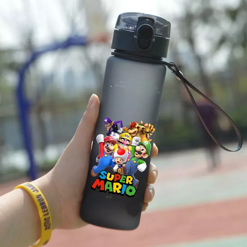 Super Mario Bros gelas air 560ML, cangkir air kapasitas besar, botol air plastik portabel, angka kartun, cangkir air ML
