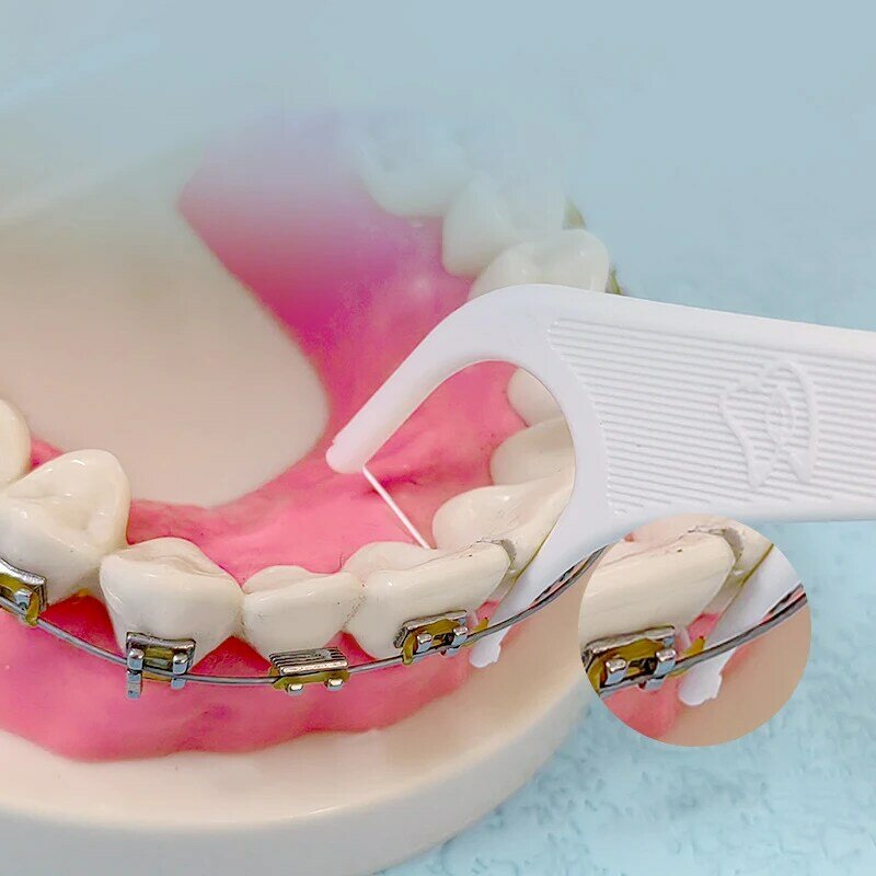 خلة أسنان بين الأسنان مع خيط للبالغين ، خيط ، منظف أسنان ، تنظيف أسنان ، للاستعمال مرة واحدة ، 50 *