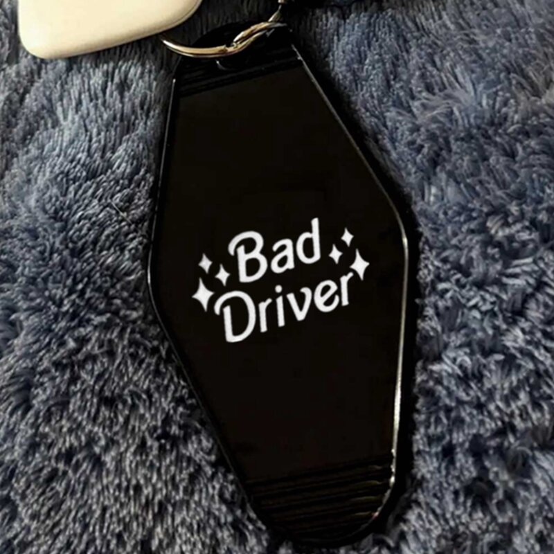 Hotpink-Llavero de Bad Driver para fanáticos de la Oficina, accesorio divertido con logotipo personalizado, etiqueta para HOTEL