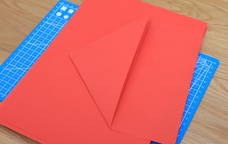 Specjalny papier do cięcie papieru, ręcznie robiony czerwony papier dla dzieci, dekoracja okienna wytwarzanie papieru w stylu chińskim