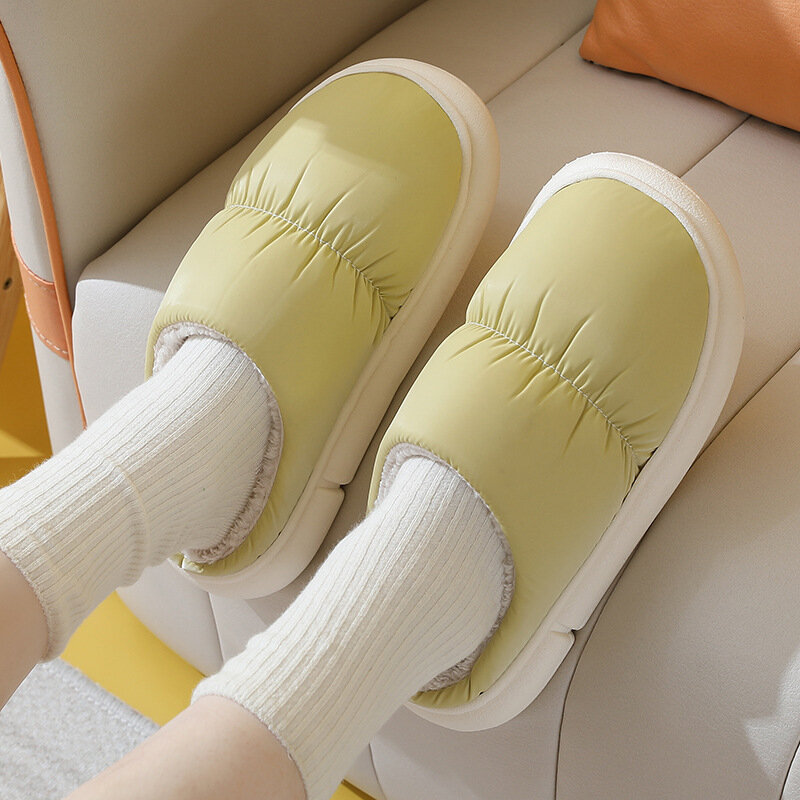 Sandal Katun Beludru Plus Pria Sandal Katun Sol Tebal Perasaan Kotoran Musim Dingin Sepatu Sandal Anti Selip Tahan Air Hangat