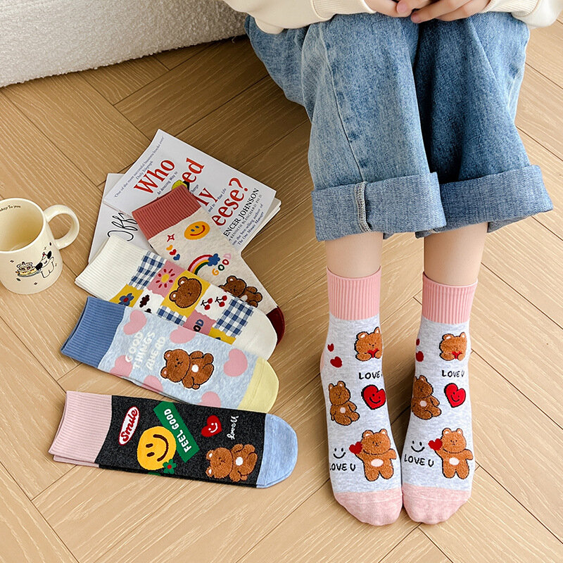 Socks Women's Spring and Autumn Mid tube Socks Women's Cartoon Combed Cotton Straight Board Sweet Boneless Cotton Socks