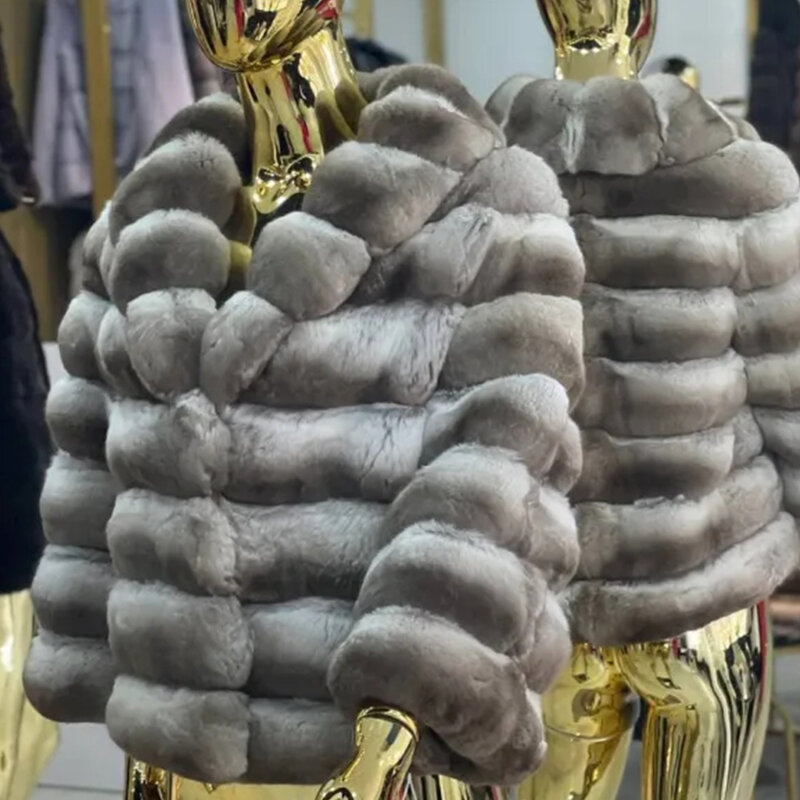 女性のための本物の毛皮のコート、自然なチャイナチラジャケット、Rexウサギの毛皮のコート、短い冬のジャケット