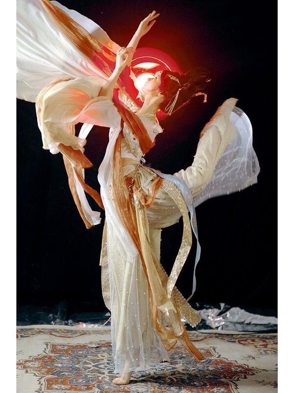 المناطق الغربية آلهة فستان دنهوانغ فيتيان الأميرة فستان النمط الصيني الغريبة كوس النمط الوطني الرقص زي الإناث