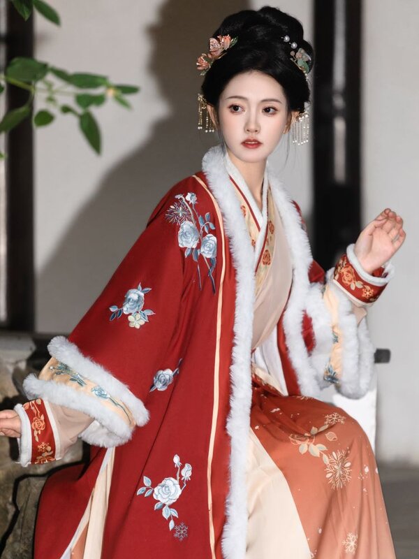 เสื้อผ้าจีนปักลายขนแกะสำหรับผู้หญิงกระโปรงมีจีบคอปกแบบไขว้สำหรับฤดูหนาว